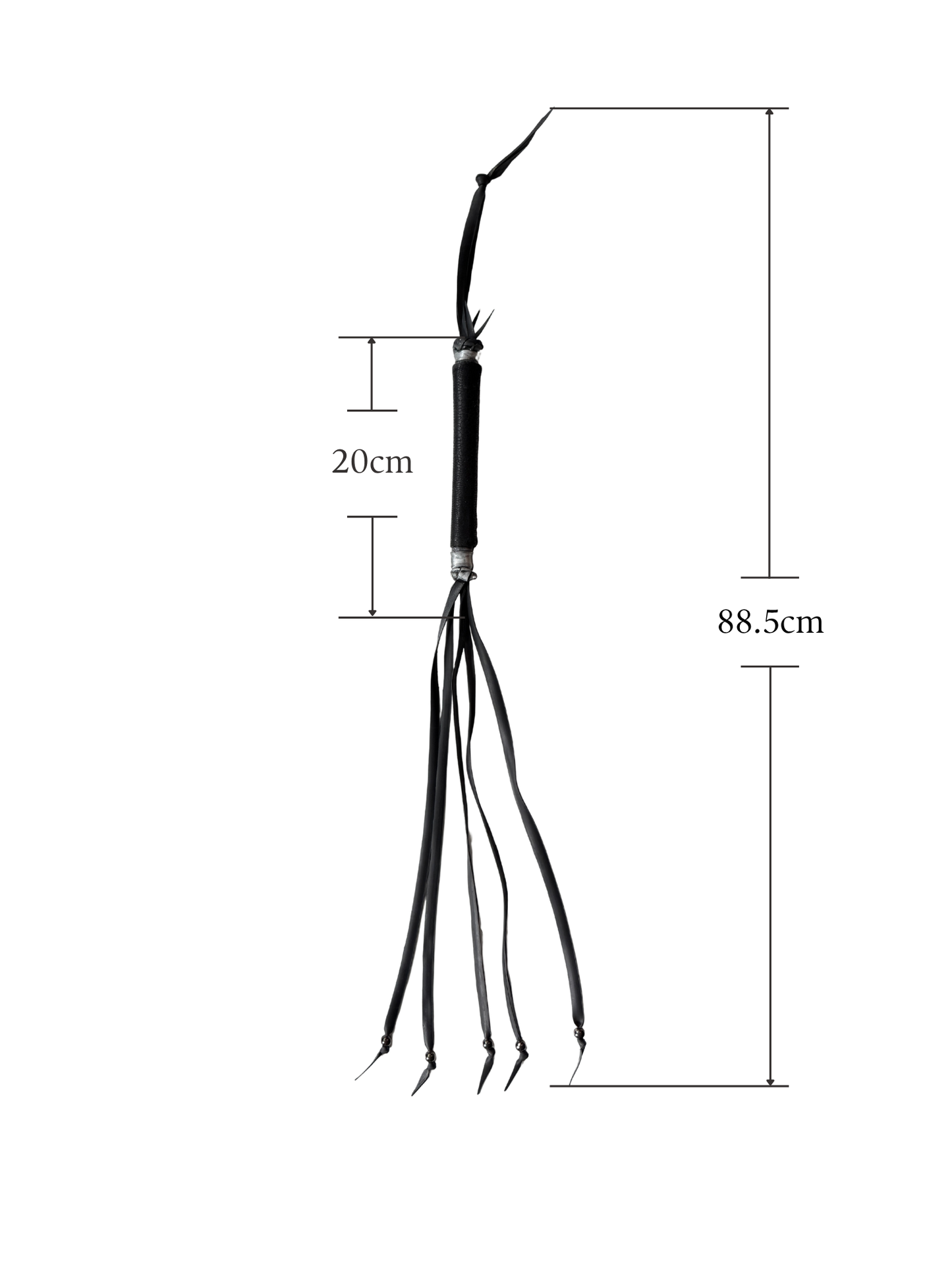 Size guide of The Blackthorn flogger with measurements – 88.5cm full length, 20cm handle